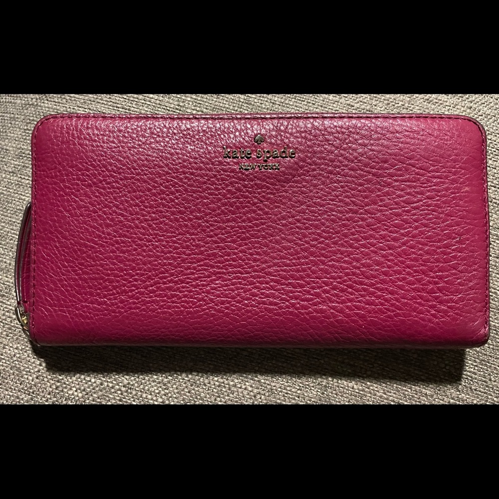 New without tags Kate spade New York wallet!